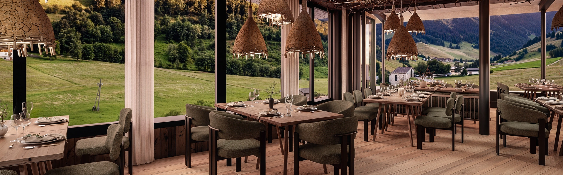 Ab Dezember 2026: glockna – das wohl coolste Hotel in Fusch Restaurant mit Holzboden und großen Fenstern mit Bergblick